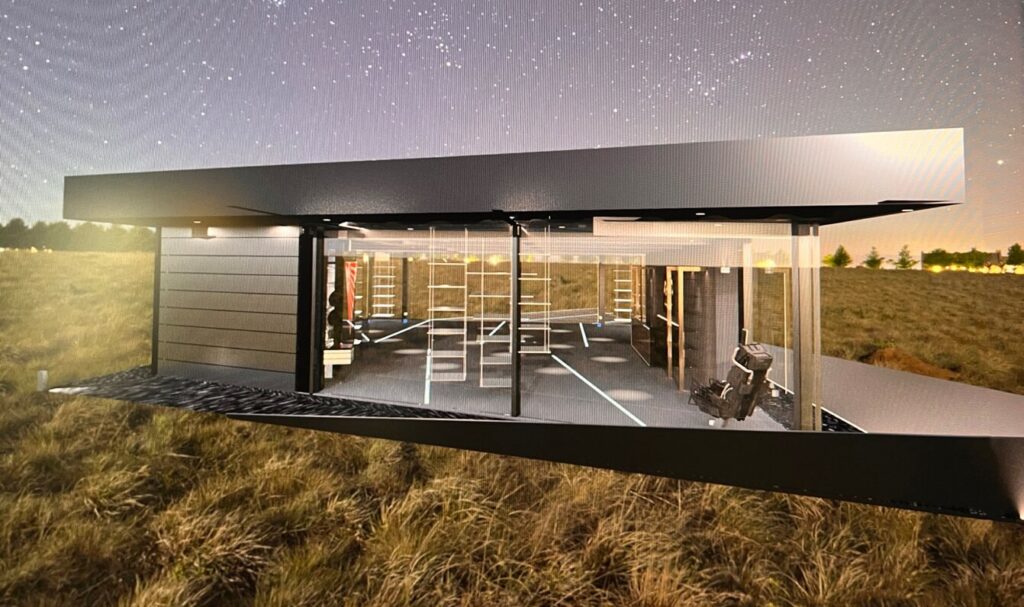 Garage Outside Glass 1 1024x607