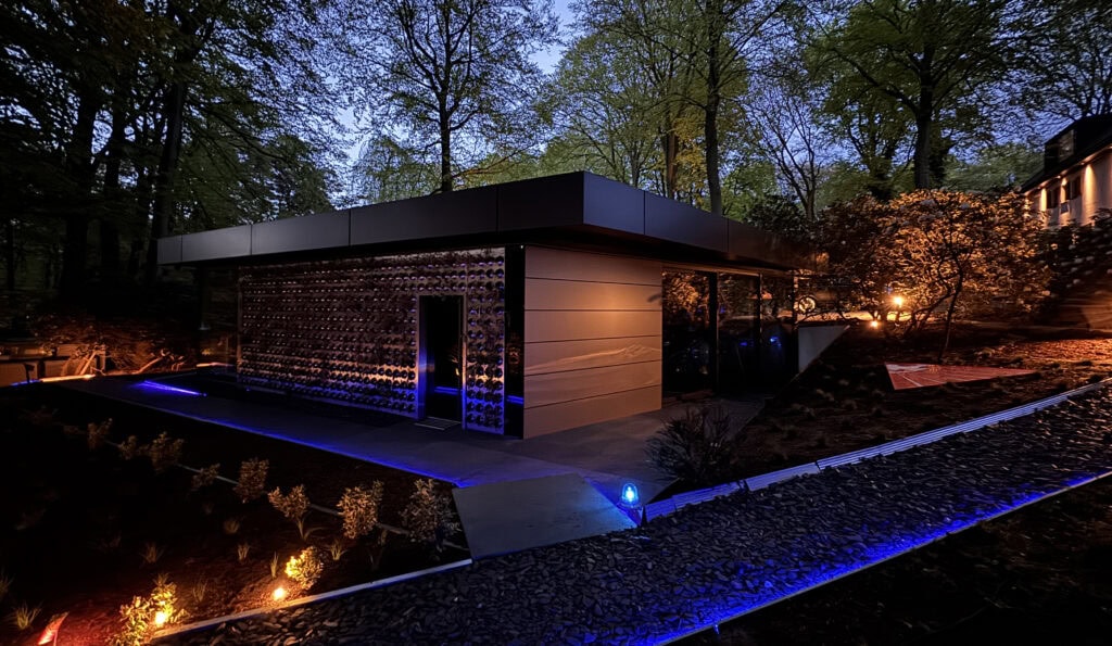 img 4147 green wall für website